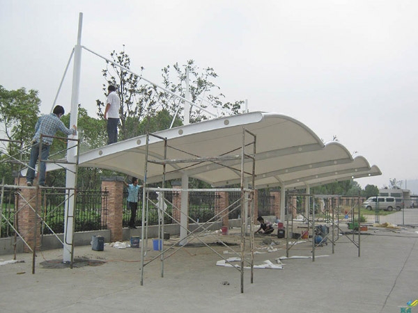 什么是汽车停车棚膜结构？